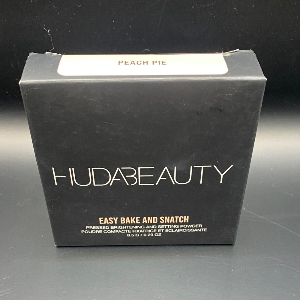 HUDA BEAUTY Easy Bake Setting Powder - Peach Pie